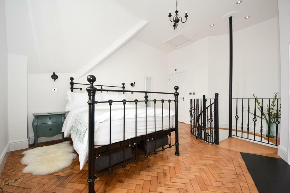 Warwick Post Office Apartment Экстерьер фото